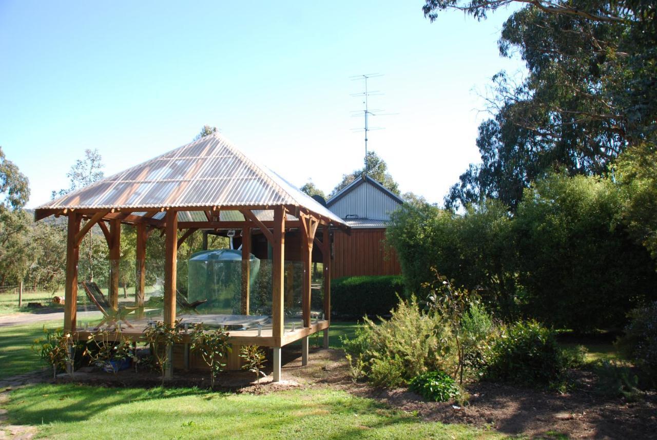 Bluegum Ridge Cottages Merrijig Room photo